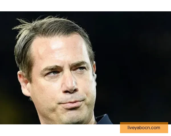 里肯:施洛特贝克与多特互信不变续约谈判即将重启 里肯:施洛特贝克与多特互信不变续约谈判即将重启